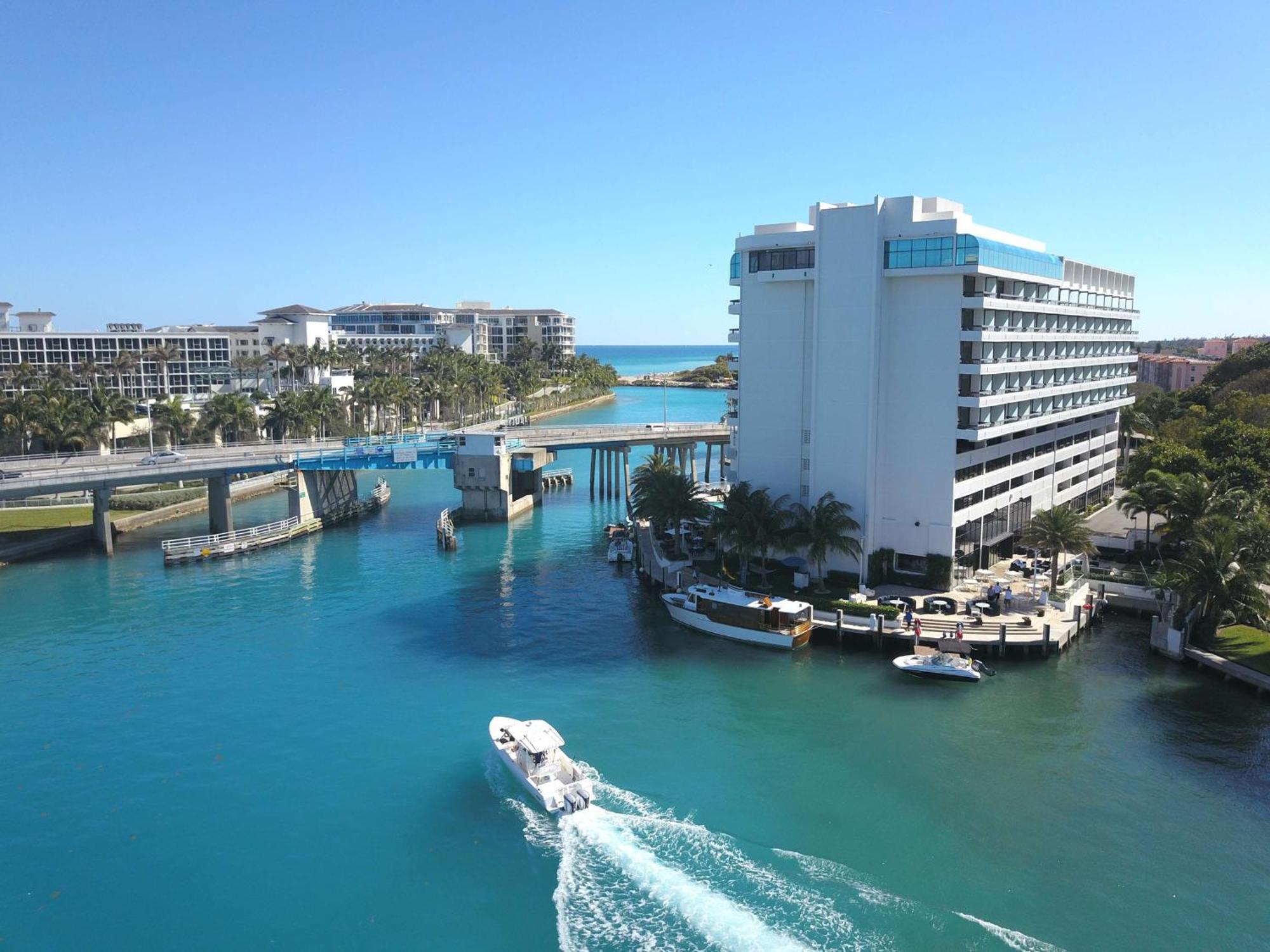 Waterstone Resort & Marina Boca Raton, Curio Collection By Hilton Exteriör bild