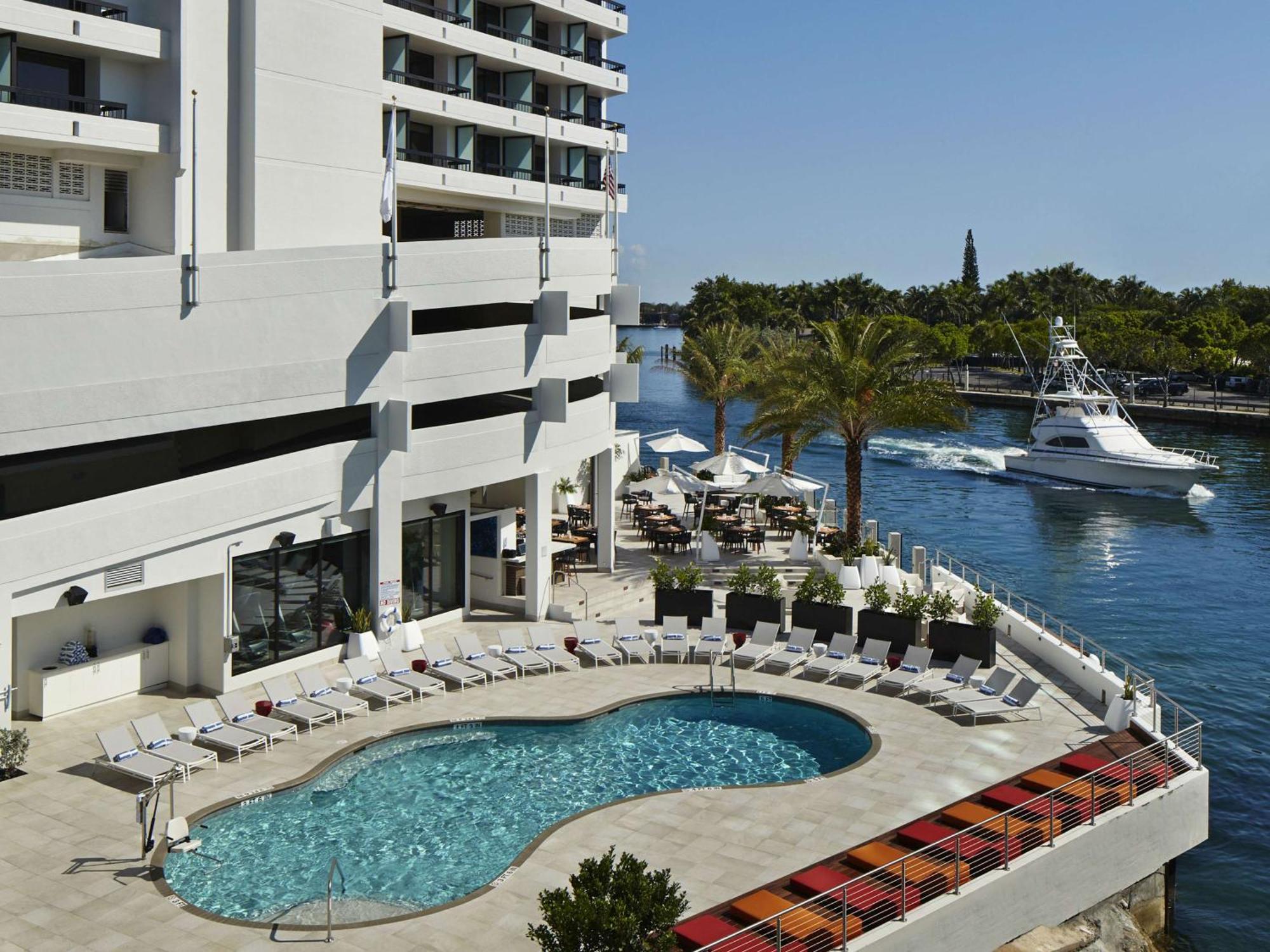 Waterstone Resort & Marina Boca Raton, Curio Collection By Hilton Exteriör bild
